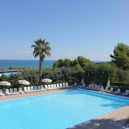 Villaggio Uliveto Rodi Garganico Exteriör bild